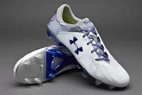 加号牌子鞋到底是何方神圣 专业运动鞋里的隐藏高手