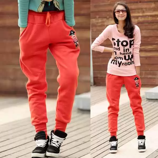 卫裤配鞋万能公式 这样穿舒适时髦全都有 卫裤配鞋万能公式 这样穿舒适时髦全都有