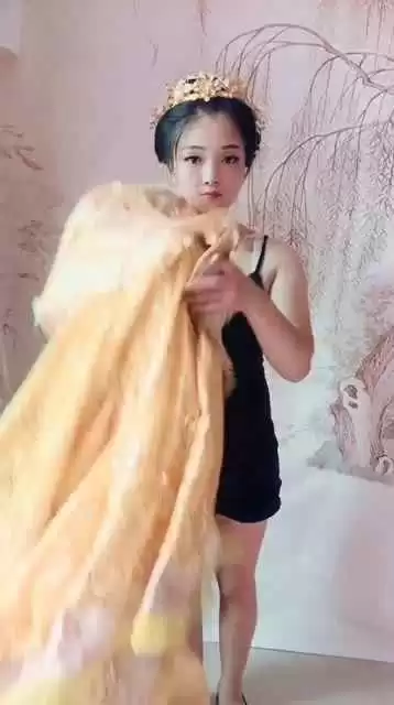 探秘历代皇后服饰 袆衣朝服凤冠下的身份象征