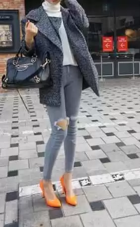 橙色上衣搭配指南 穿出活力与时尚的秘诀