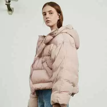 江南布衣到底啥档次 为啥有人嫌贵有人狂买 江南布衣到底啥档次 为啥有人嫌贵有人狂买