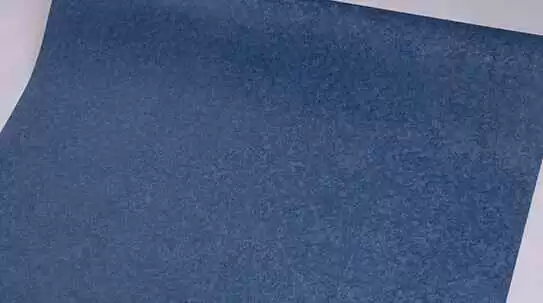 深蓝色配色全攻略 从家居到穿搭的高级感秘籍