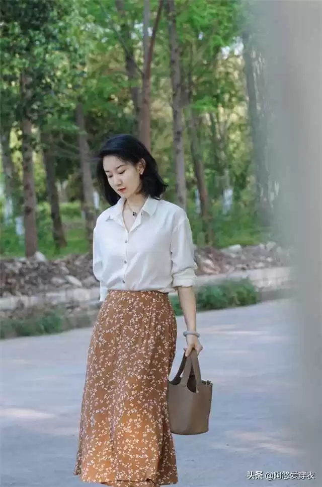 约会穿衣搭配技巧:学会这3个套路,美得真气质