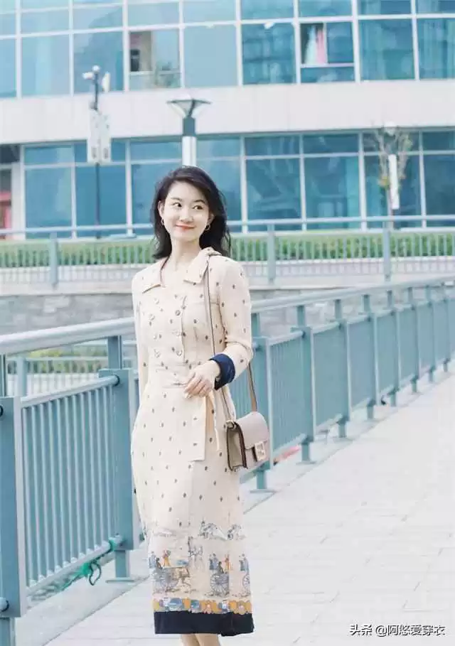 约会穿衣搭配技巧:学会这3个套路,美得真气质