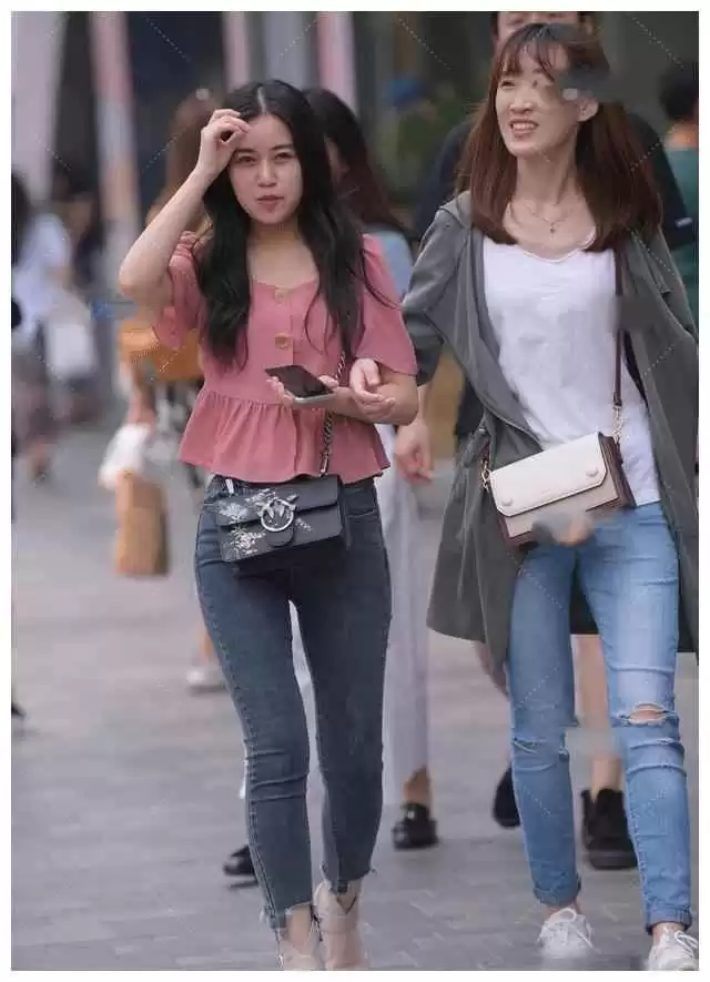 粉色短袖裤子搭配全攻略 穿出属于你的花样风格 粉色短袖裤子搭配全攻略 穿出属于你的花样风格