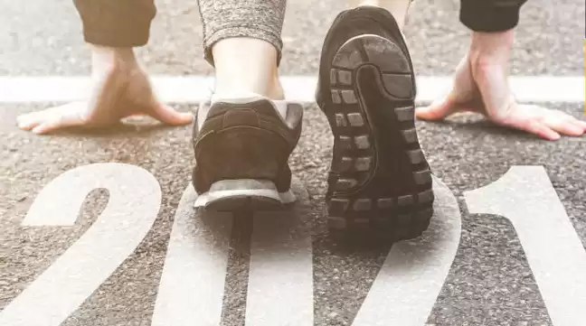 经常买耐克阿迪的你 可能不知道背后这个神秘巨头是谁