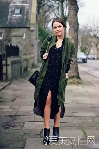 绿色衣服搭配外套告别选择困难 这份指南让你穿出高级感 绿色衣服搭配外套告别选择困难 这份指南让你穿出高级感