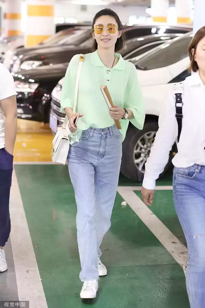 绿色衬衫配裤子全攻略，这样穿准没错