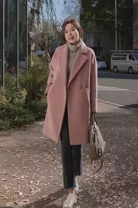 羊绒大衣的鞋柜搭档：从保暖到风度的冬日步调