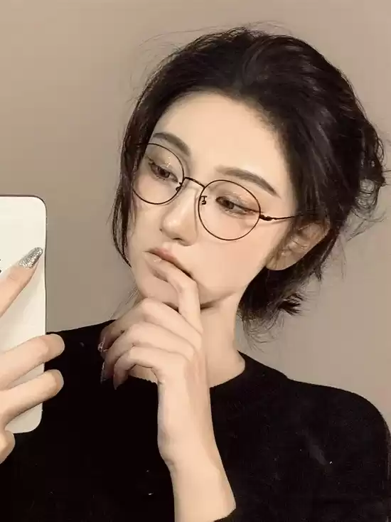 脸型与眼镜搭配秘诀戴对眼镜颜值翻倍