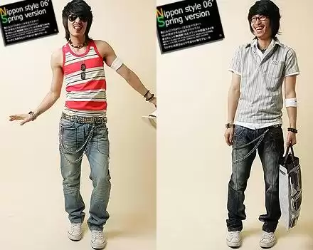 蓝体恤搭配裤子全攻略 穿出你的时尚范儿