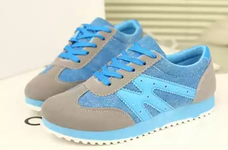 街边那个大大的N字标志鞋，到底是啥来头