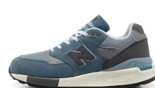 街边那个大大的N字标志鞋，到底是啥来头