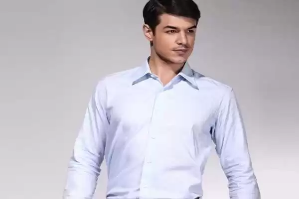 衬衫里的乾坤 选对内搭才是真型男