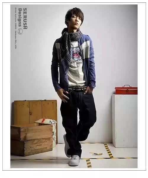 25岁男生穿搭迷茫?这些品牌让你从职场到休闲都“稳了” 25岁男生穿搭迷茫?这些品牌让你从职场到休闲都“稳了”