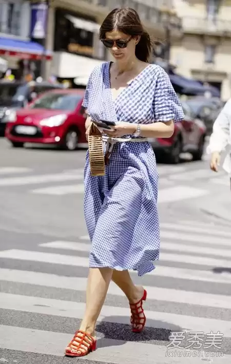 连衣裙搭鞋子全攻略 穿对鞋整个人气质都飞升