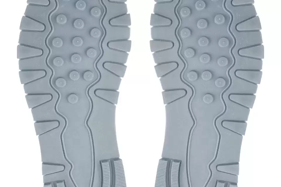 走过弯路才明白 好鞋垫真不是随便买块海绵垫 走过弯路才明白 好鞋垫真不是随便买块海绵垫