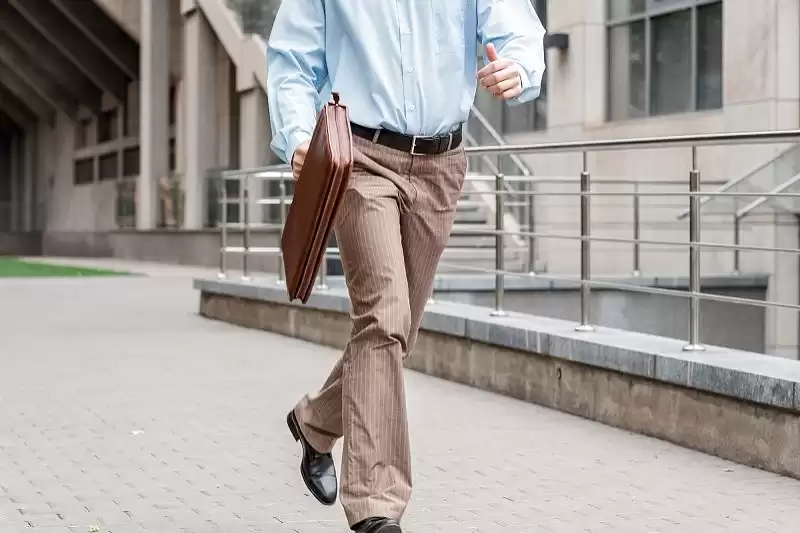 运动裤上衣搭配全攻略穿出你的个性风采