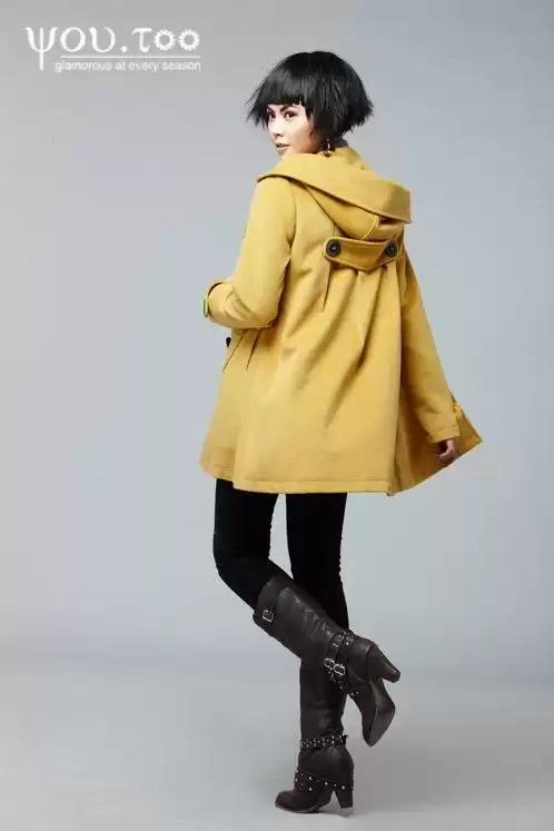 黄色大衣搭配指南 穿出冬日里的温暖与时髦