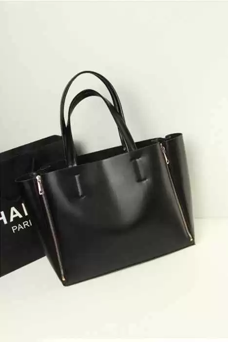 MK包包都是什么皮做的 MK包包都是什么皮做的