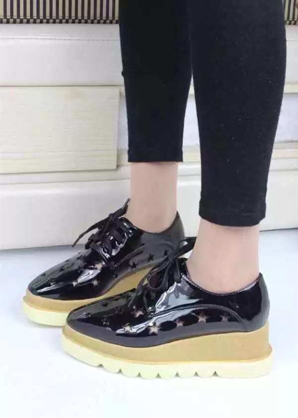 夏天鞋子怎么挑？看这一篇就够了！从洞洞鞋到人字拖，凉快时髦全都有