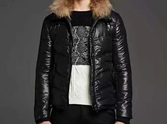 天冷别乱买!这篇羽绒服品牌避坑指南让你保暖又省钱