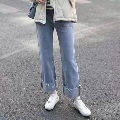 宽松裤子搭鞋子全攻略 这几款鞋让你穿出时髦舒适范儿