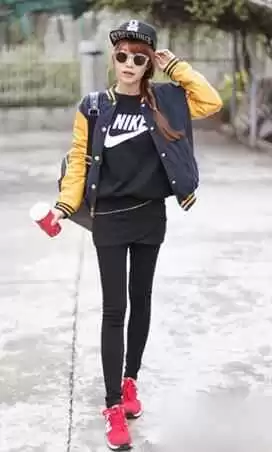 开衫卫衣挑裤子攻略 穿对裤子时髦又显瘦