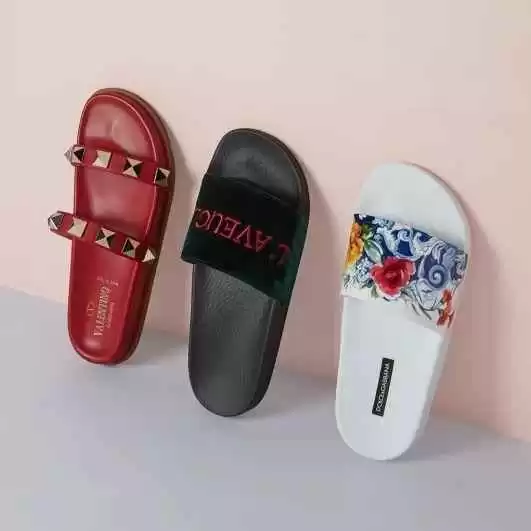 挑对一双舒服拖鞋简直是给双脚放个假