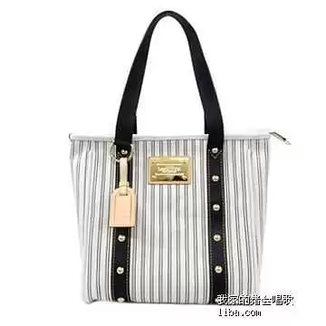 整理包包不用愁 这几招让你挑到心仪好包