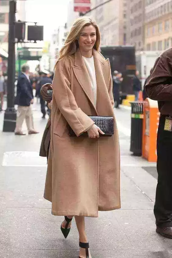 棕色搭配颜色好看秘诀轻松提升穿搭品味 棕色搭配颜色好看秘诀轻松提升穿搭品味