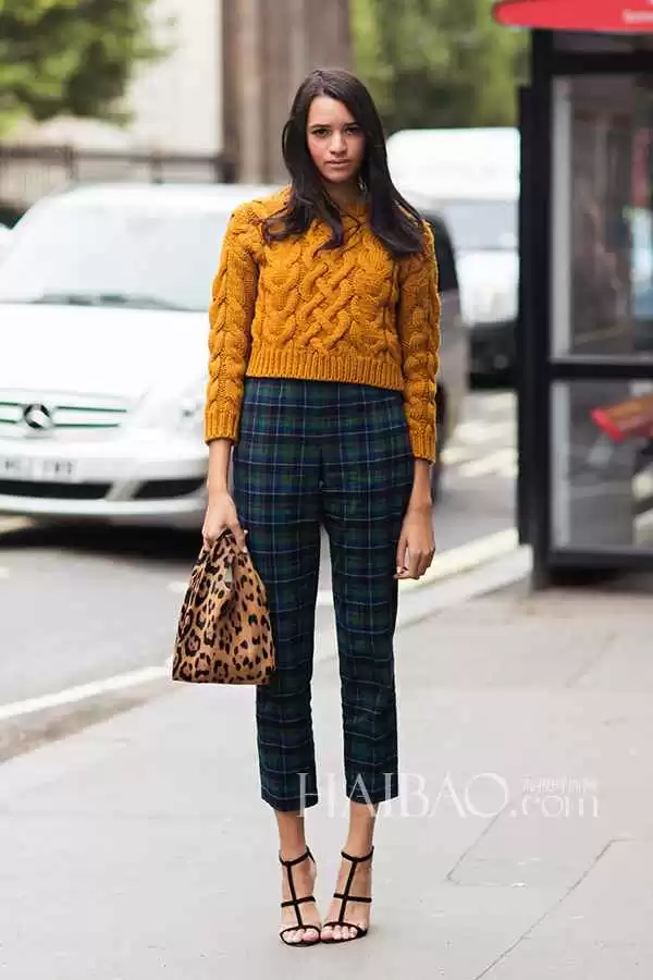 毛衣搭配裤子穿搭宝典