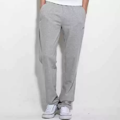 浅蓝色上衣搭配裤子颜色全攻略 浅蓝色上衣搭配裤子颜色全攻略