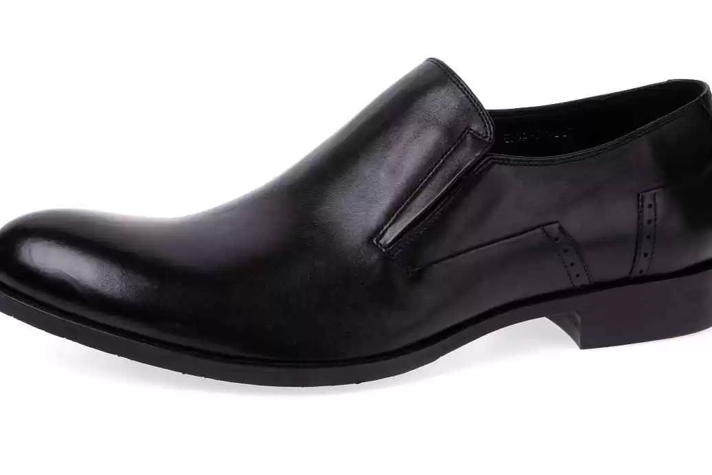 漆皮到底是啥皮 亮面背后藏着这些门道