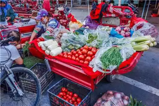 炎炎夏日摆摊指南 解锁高温下的财富密码