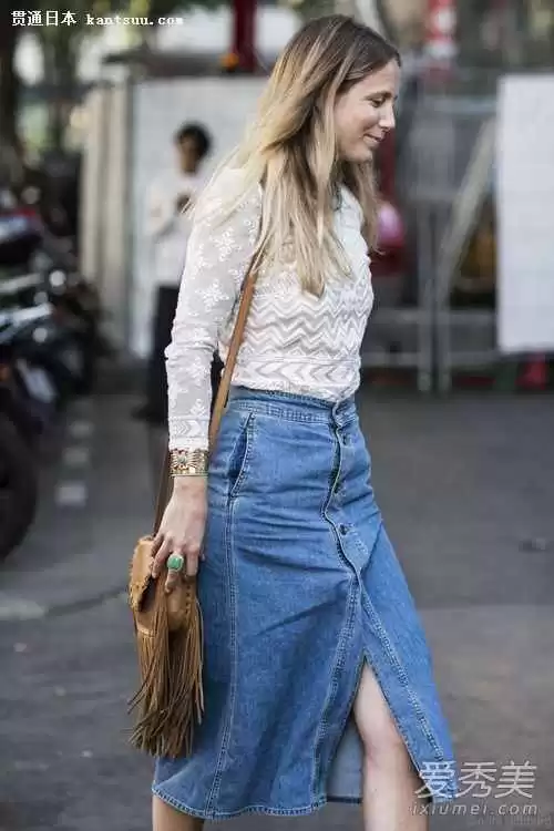 牛仔裙配啥上衣最出彩？这几种搭配让你美翻天