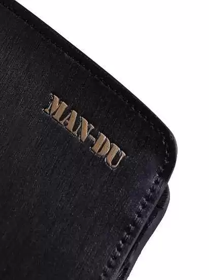 磨砂皮真皮材质深度解读与日常养护指南