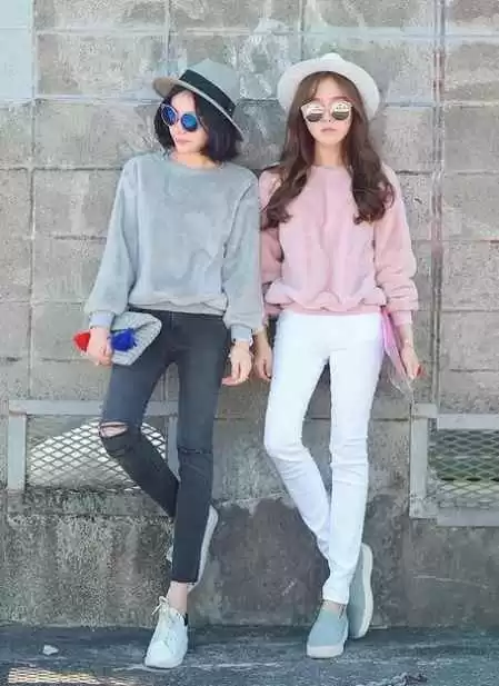 粉色卫衣搭配裤子全攻略 穿出属于你的风格