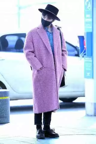 紫色毛衣外套搭配秘诀大公开