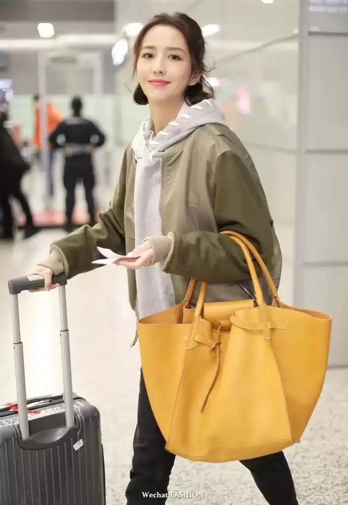 绿色卫衣外套搭配全攻略，穿出属于你的街头潮流范儿