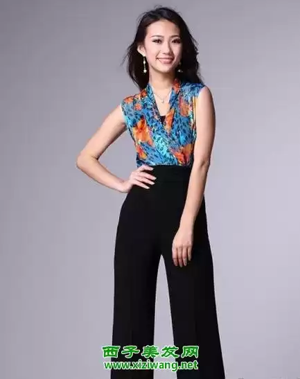 罗圈腿姑娘选裙攻略 巧妙穿搭扬长避短显气质