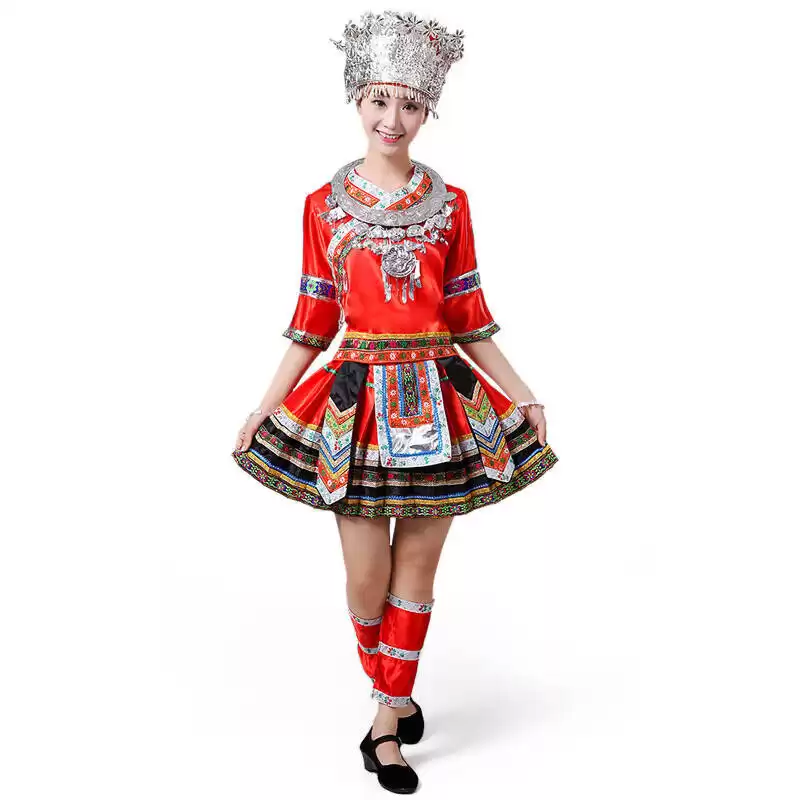 苗族穿什么衣服？那是一本穿在身上的鲜活史书！