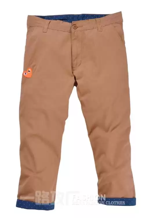 蓝色鞋子搭配裤子全攻略 穿出你的风格