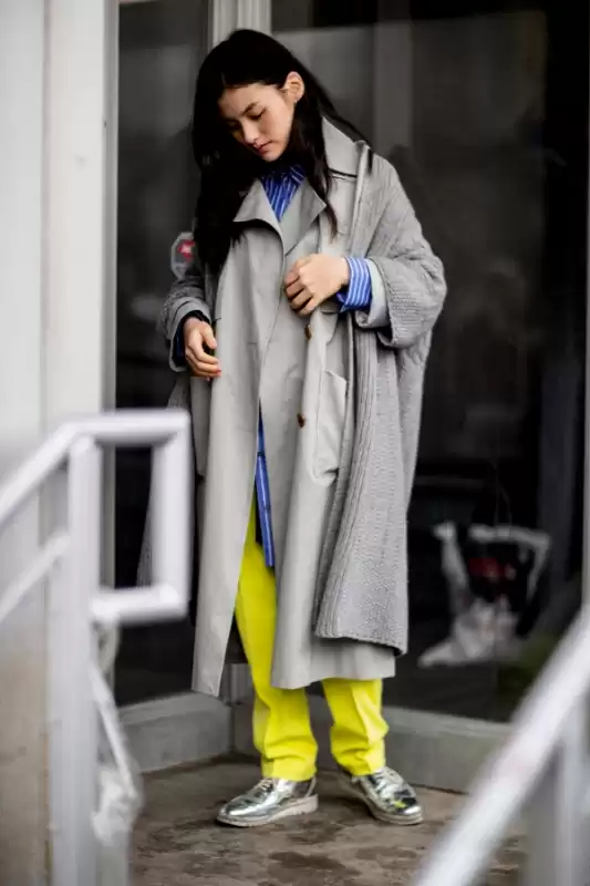 衬衫外面套点啥 这份叠穿指南让你温度和风度全拿下