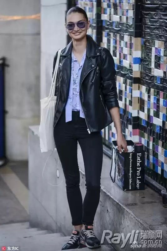 衬衫配裤子不重样 从职场精英到假日甜心全靠它